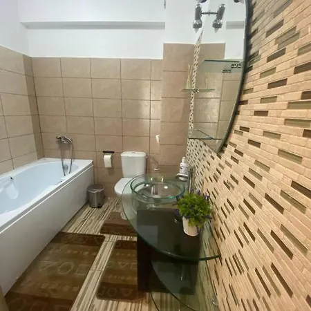 Emilia Flat Mamaia Nord
