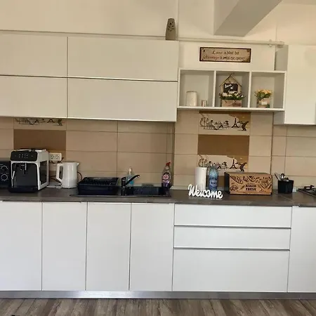 Emilia Flat Mamaia Nord