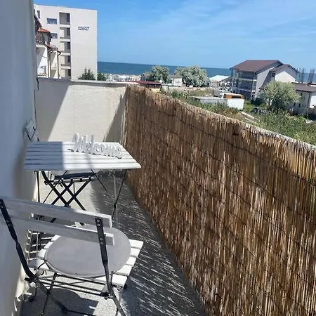 Emilia Flat Mamaia Nord Apartamento