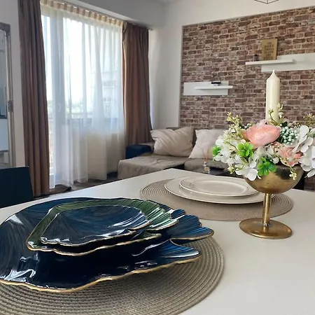 Emilia Flat Mamaia Nord